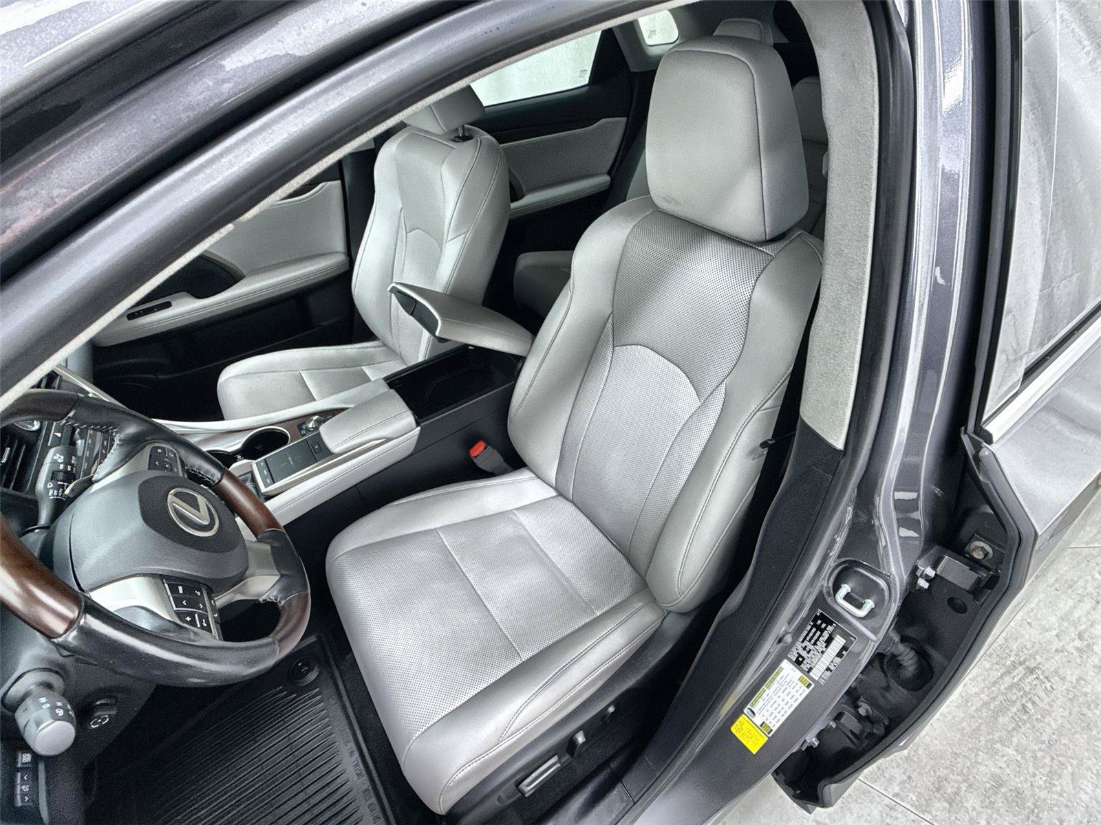 Used 2021 Lexus RX 350 AWD w/ Premium Package image 18