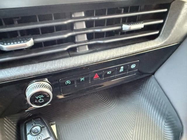 Used 2026 Ford Explorer Platinum w/ LUX Leather Package image 47