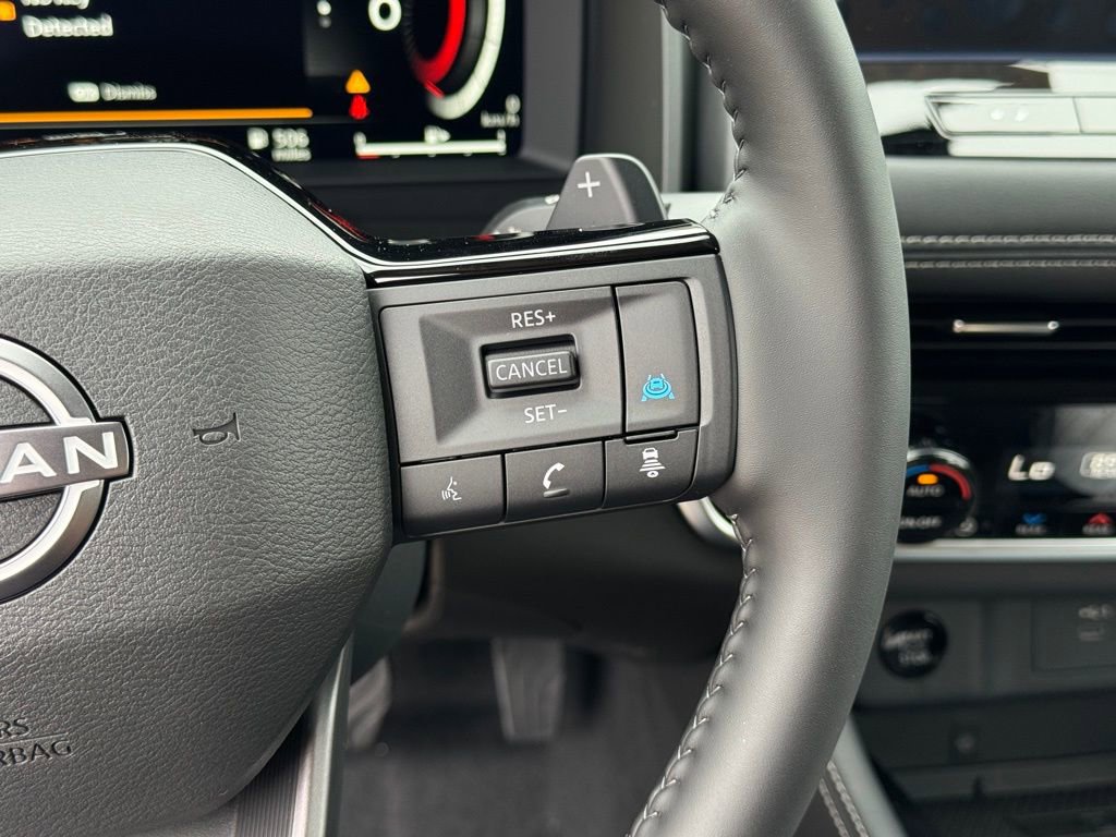 New 2026 Nissan Rogue Platinum image 9