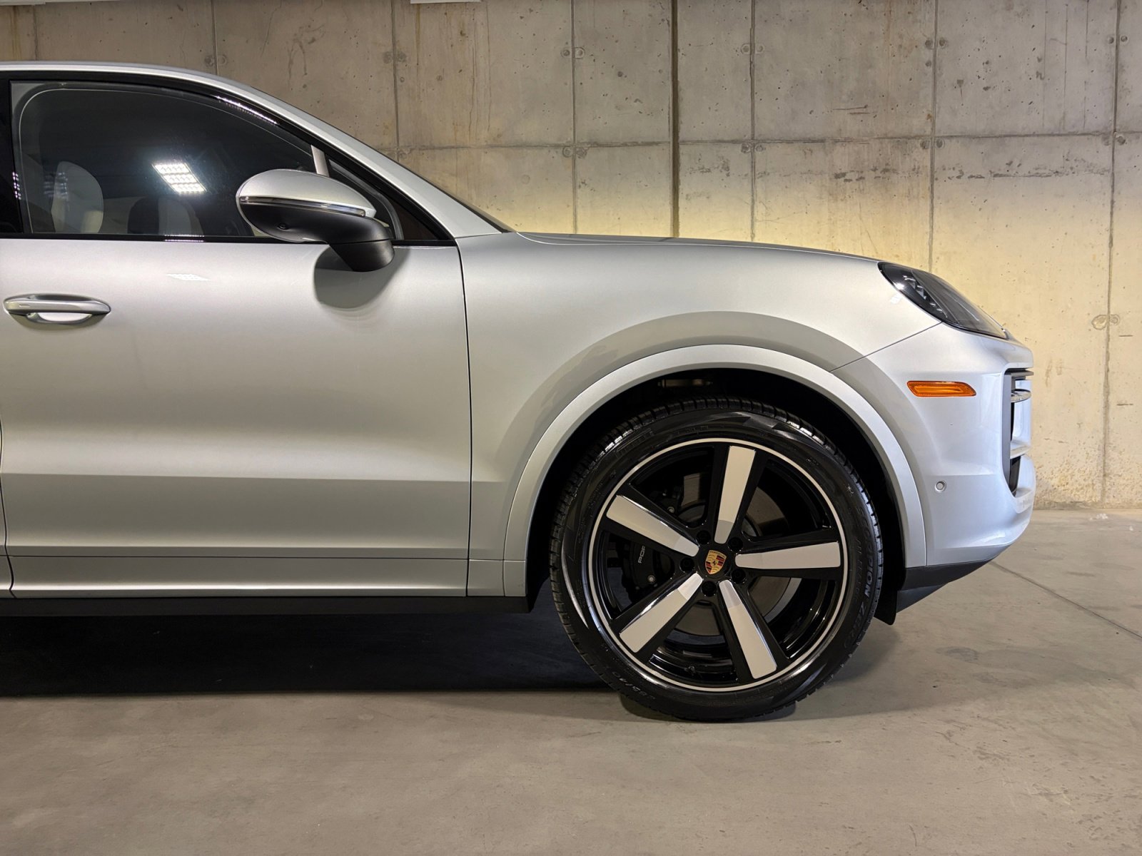 Certified 2025 Porsche Cayenne S AWD/4WD image 11