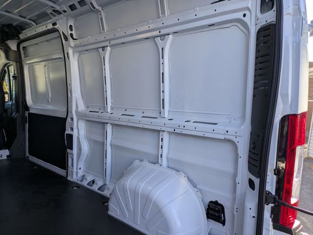 New 2026 RAM ProMaster 2500 w/ Convenience Group image 25