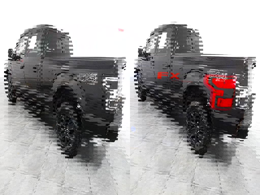 Used 2020 Ford F150 XLT w/ Equipment Group 302A Luxury AWD/4WD image 4