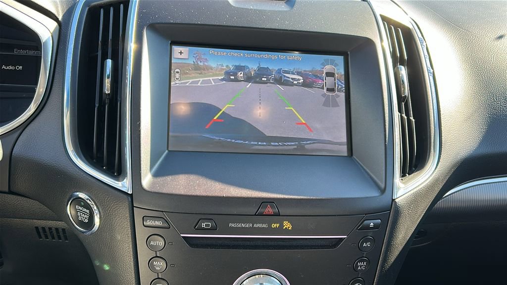 Used 2019 Ford Edge Titanium w/ Equipment Group 301A image 16