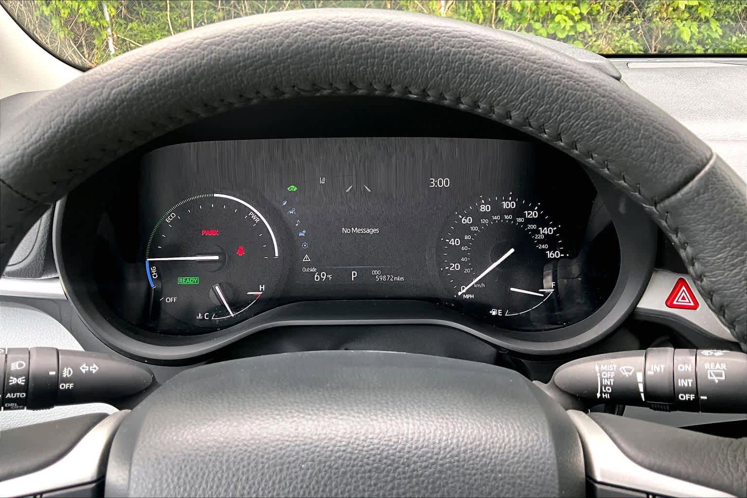 Certified 2025 Toyota Sienna XLE FWD image 26