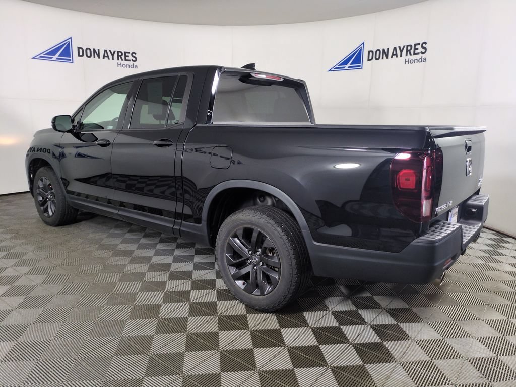 Used 2023 Honda Ridgeline Sport image 3