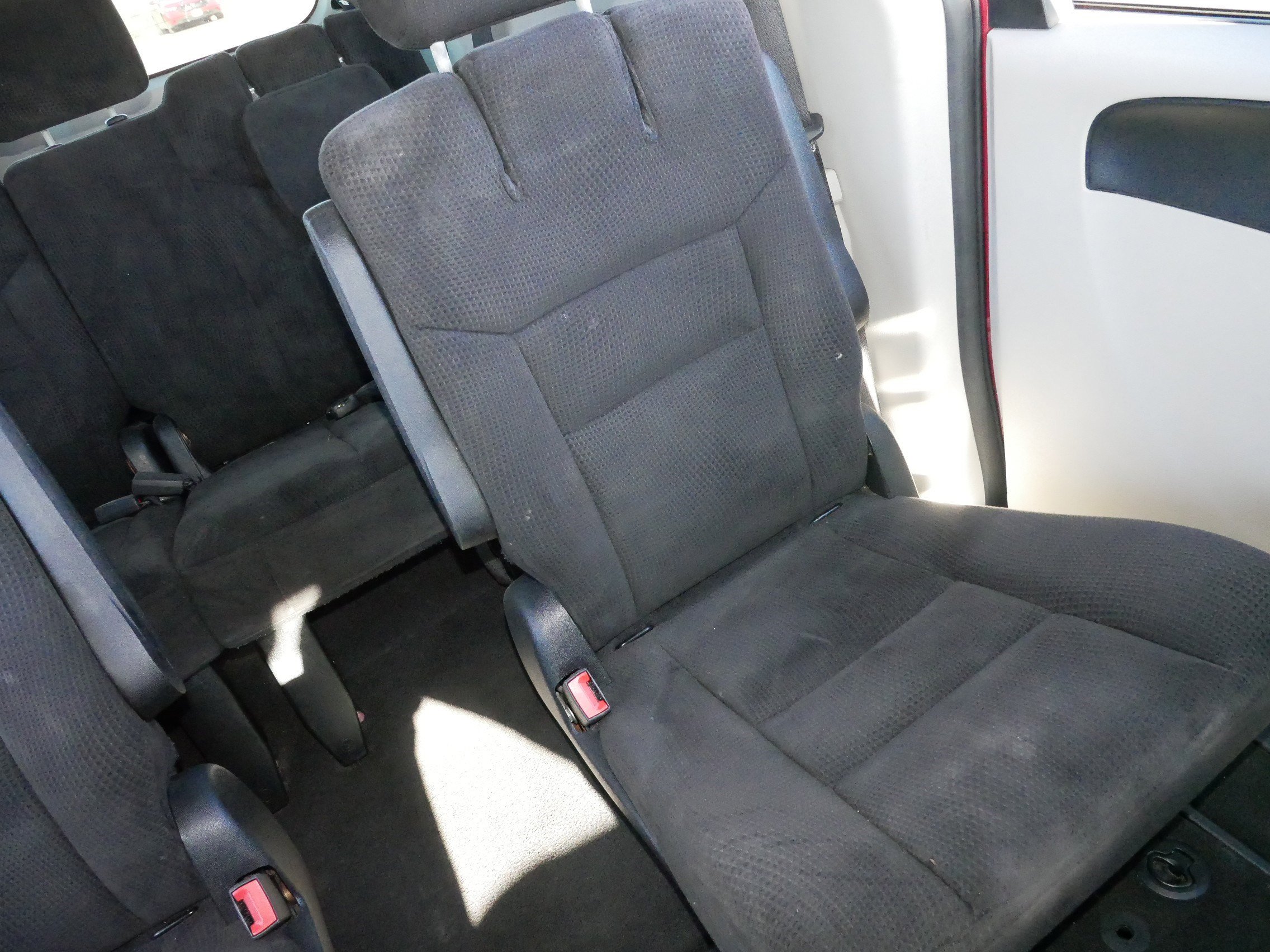 Used 2014 Dodge Grand Caravan SE image 14