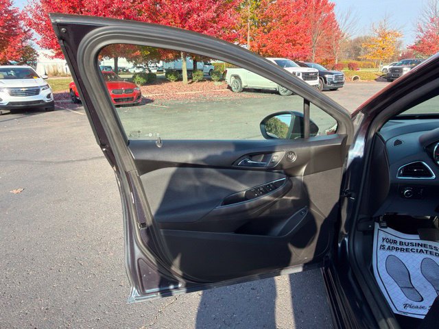 Used 2016 Chevrolet Cruze LT w/ Convenience Package FWD image 12