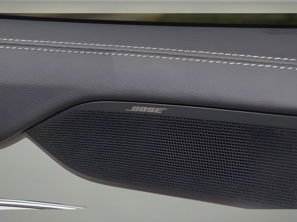 Used 2025 Volvo EX90 Ultra image 18