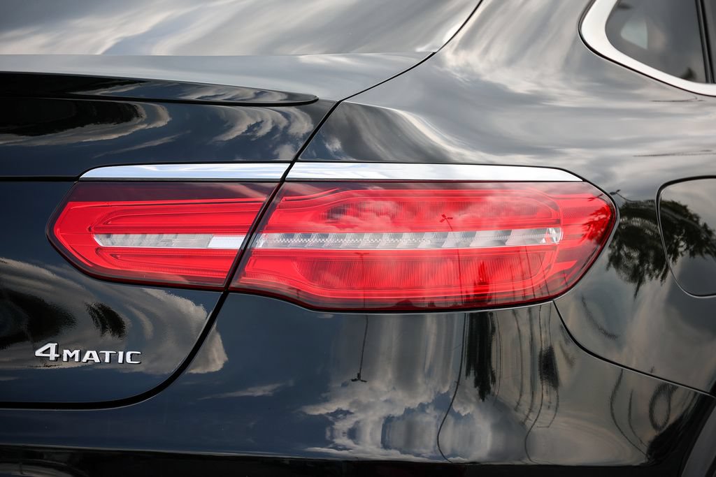 Used 2019 Mercedes-Benz GLC 300 4MATIC Coupe image 29
