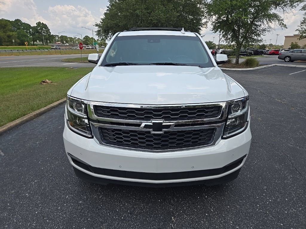 Used 2019 Chevrolet Suburban LT RWD image 2
