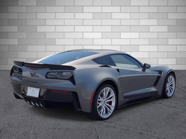 Used 2015 Chevrolet Corvette Z06 w/ 3LZ Preferred Equipment Group RWD image 6