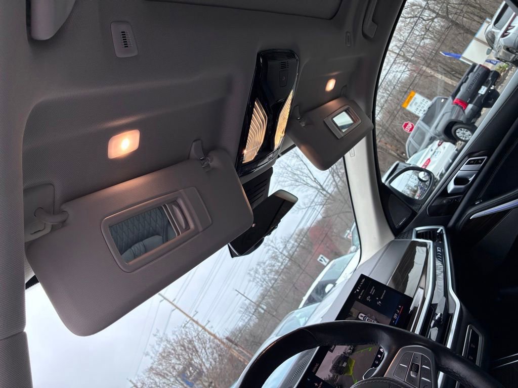 Used 2024 BMW X7 xDrive40i w/ Premium Package AWD/4WD image 59