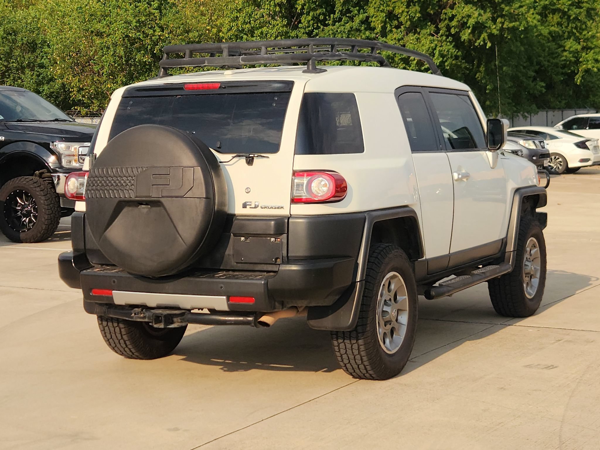 Used 2012 Toyota FJ Cruiser 4WD w/ Upgrade Pkg image 8