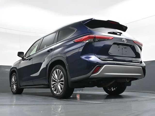 Used 2021 Toyota Highlander Platinum image 31