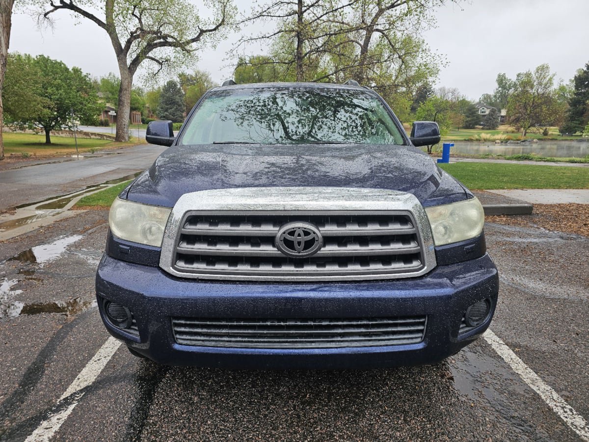 Used 2008 Toyota Sequoia SR5 w/ Towing Pkg AWD/4WD image 8