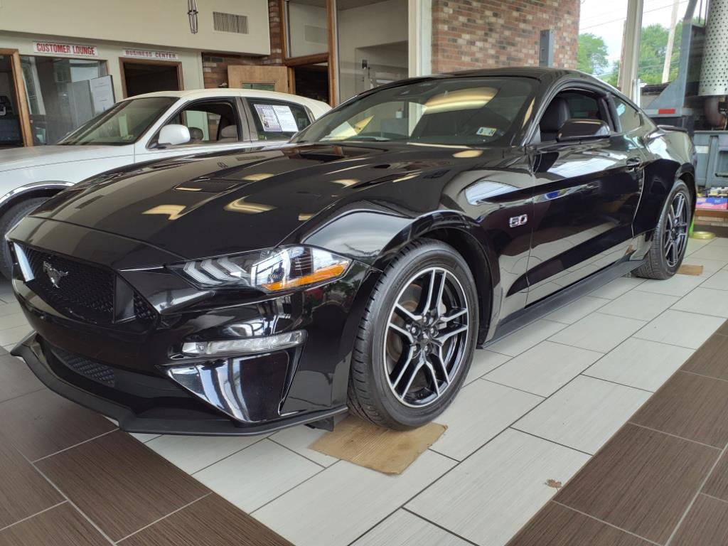 Used 2021 Ford Mustang GT image 2