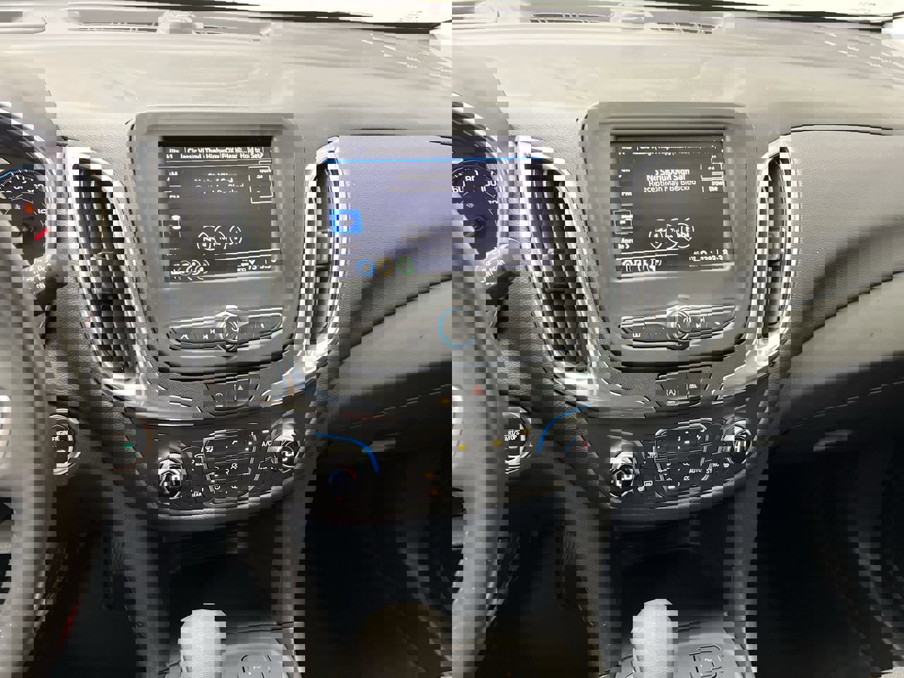 Certified 2022 Chevrolet Equinox LT w/ Driver Convenience Package image 17