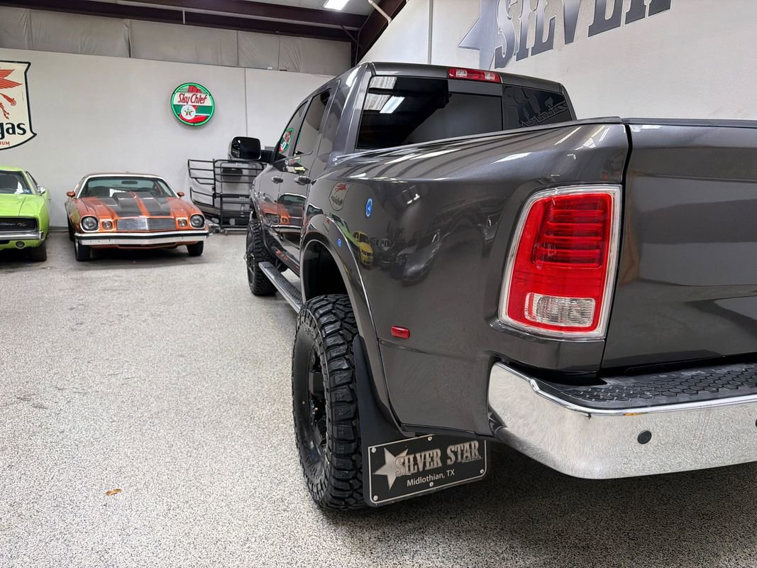 Used 2014 RAM 3500 Laramie w/ Convenience Group AWD/4WD image 9