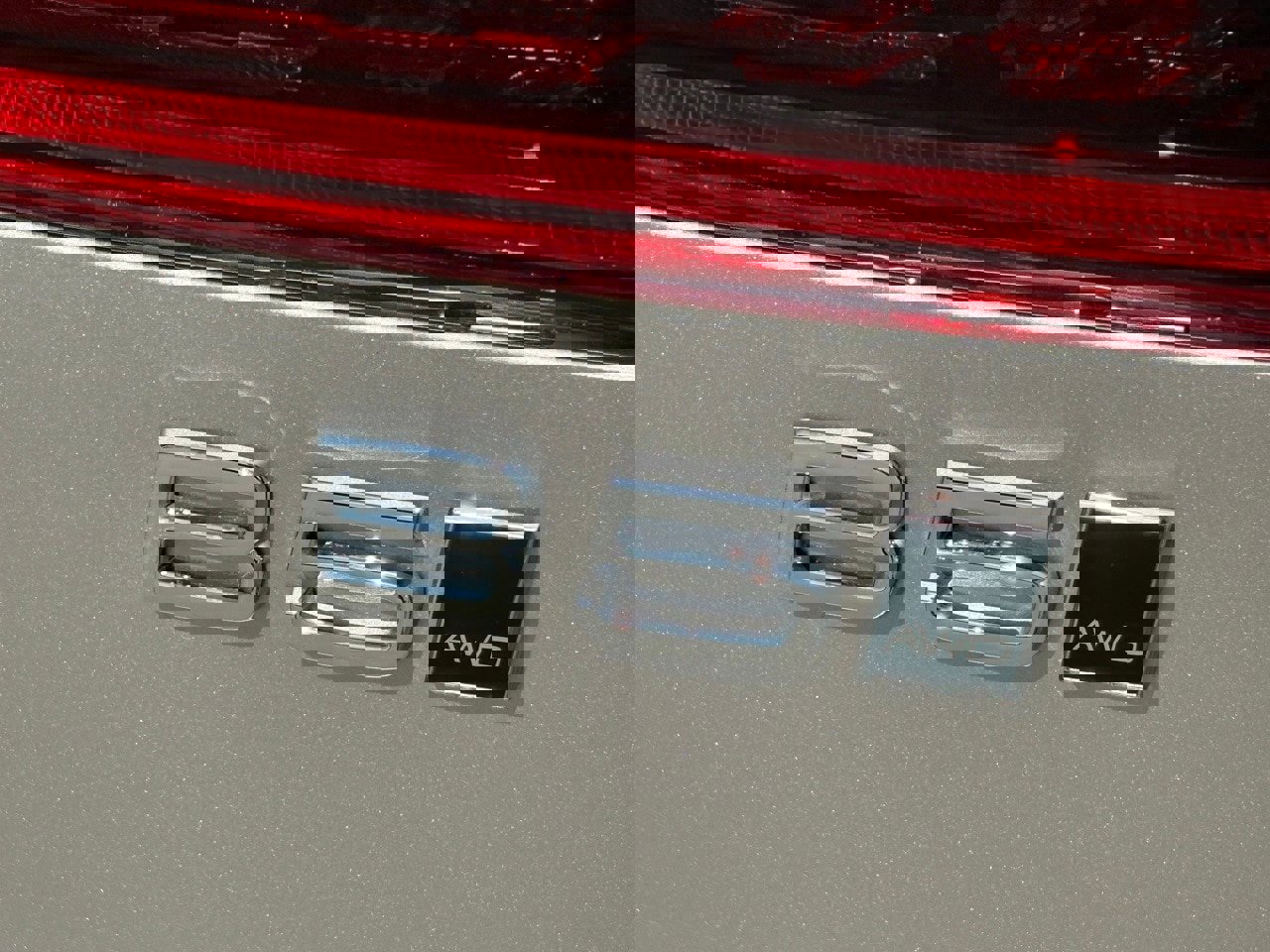 New 2026 Volvo XC60 B5 Ultra w/ Protection Package Premier image 9