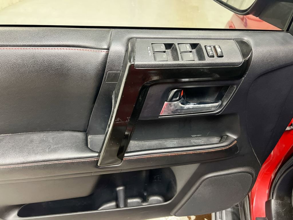 Used 2014 Toyota 4Runner SR5 Premium AWD/4WD image 21