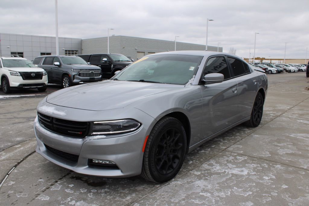 Used 2016 Dodge Charger SXT video 2