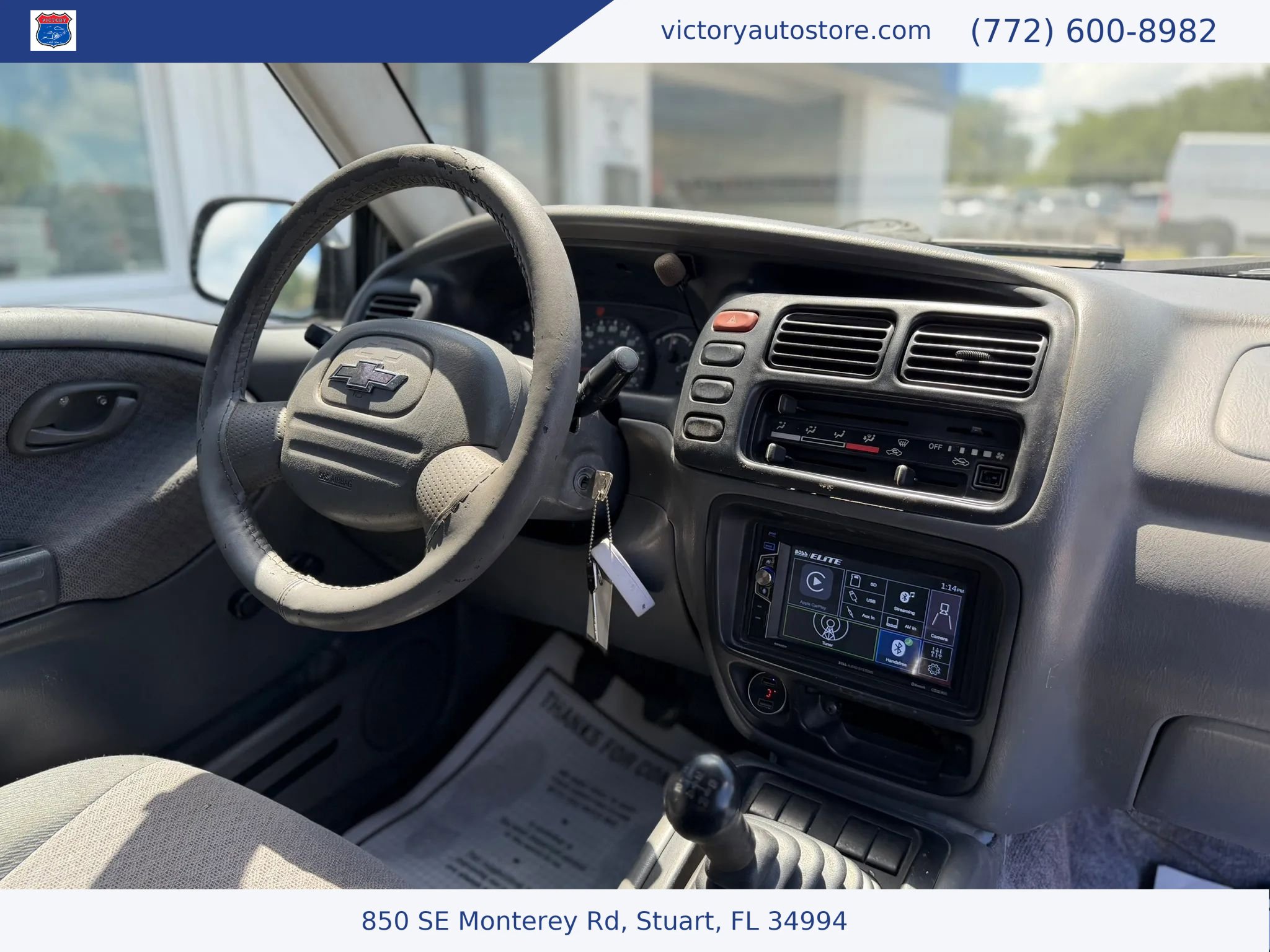 Used 2002 Chevrolet Tracker 2WD image 25