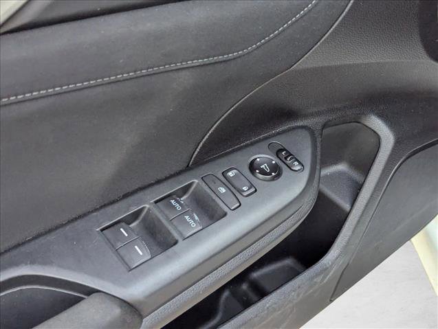 Used 2017 Honda Civic EX image 4