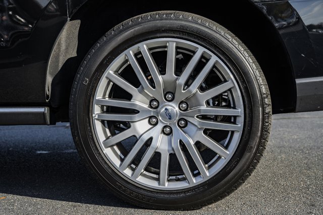 Used 2023 Ford Expedition Max Limited image 22