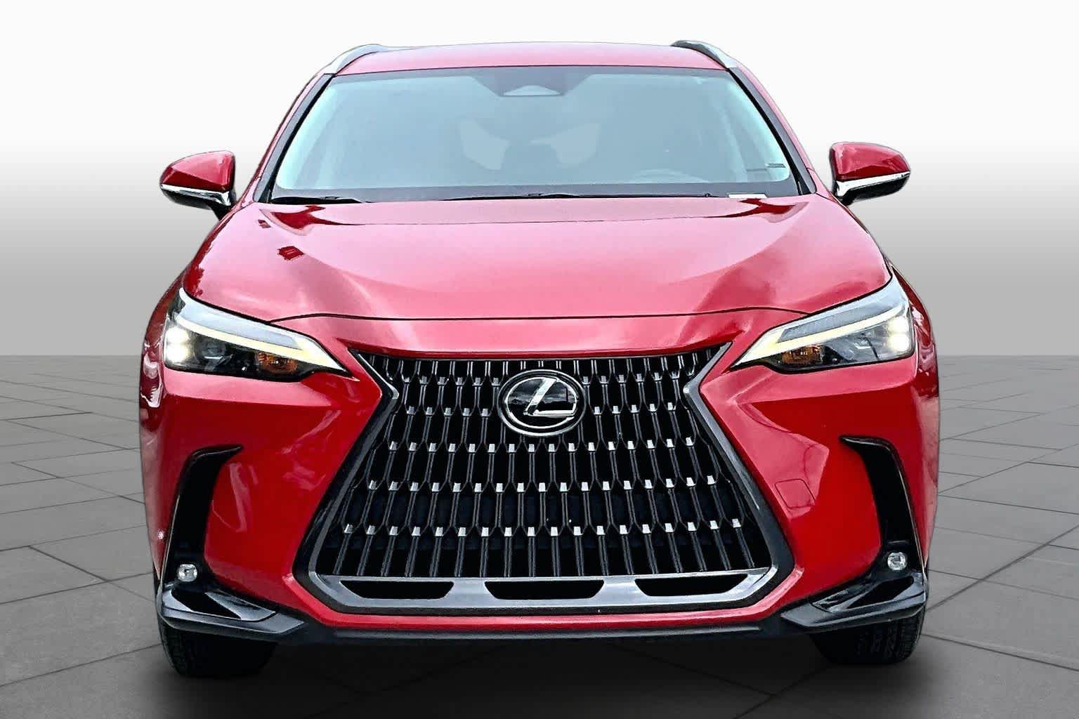 Used 2024 Lexus NX 250 FWD w/ Towing Package (2000 Lbs) image 4