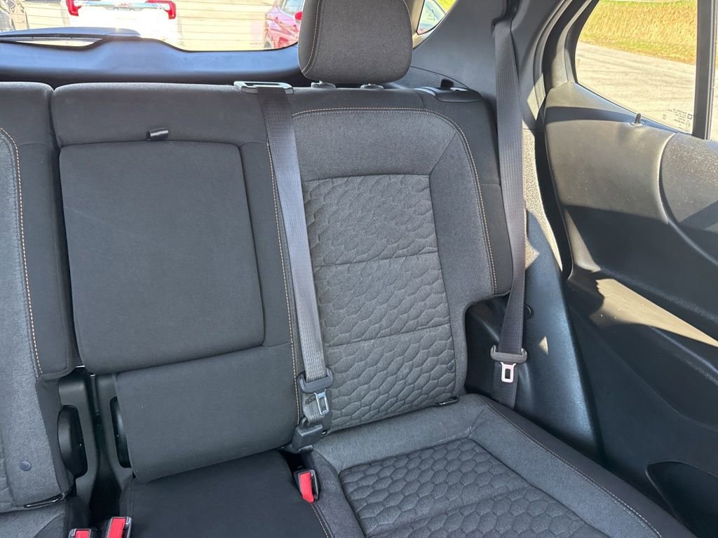 Used 2019 Chevrolet Equinox LT image 16