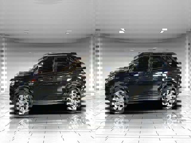 Used 2021 Land Rover Discovery Sport S image 4