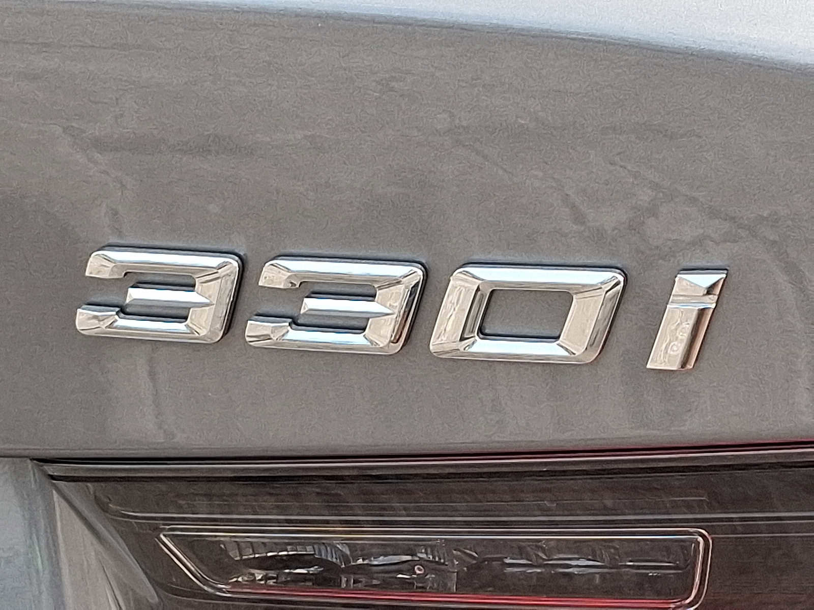 Used 2025 BMW 330i xDrive Sedan w/ M Sport Package image 30