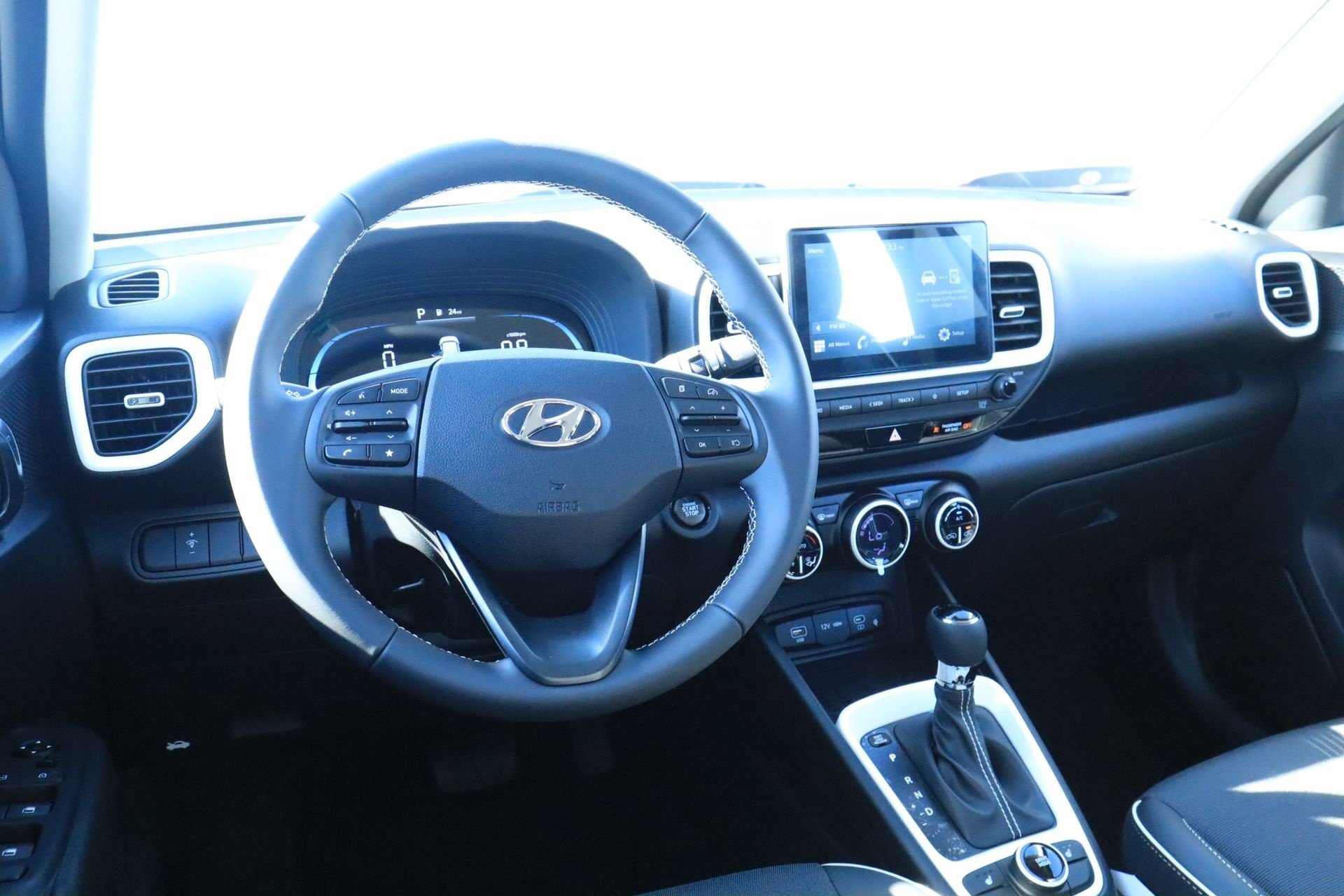 New 2026 Hyundai Venue SEL FWD image 10