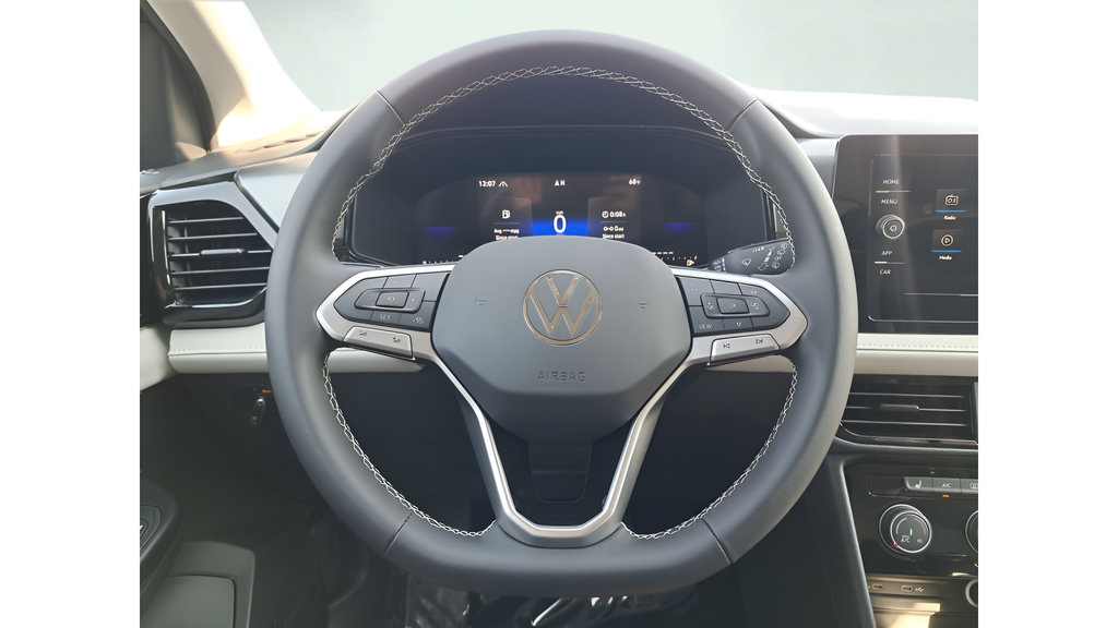 New 2025 Volkswagen Taos S AWD/4WD image 19