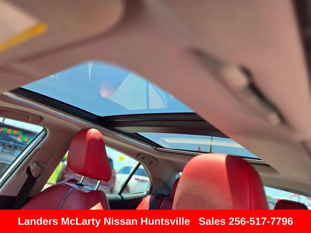 Used 2019 Toyota Camry XSE FWD image 18