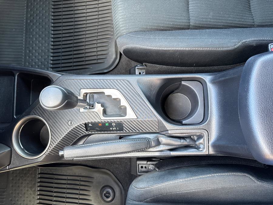 Used 2015 Toyota RAV4 XLE image 26