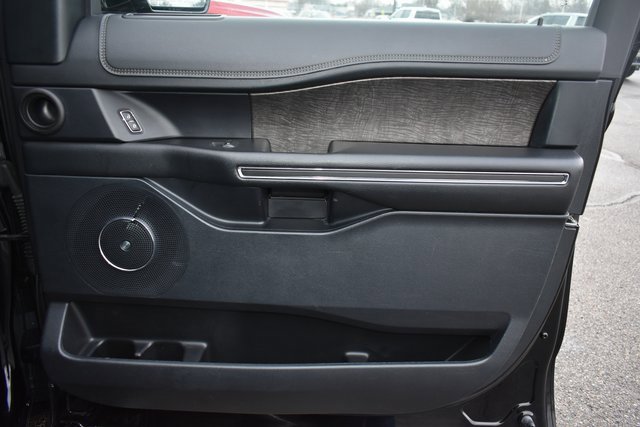 Used 2021 Ford Expedition Limited image 58