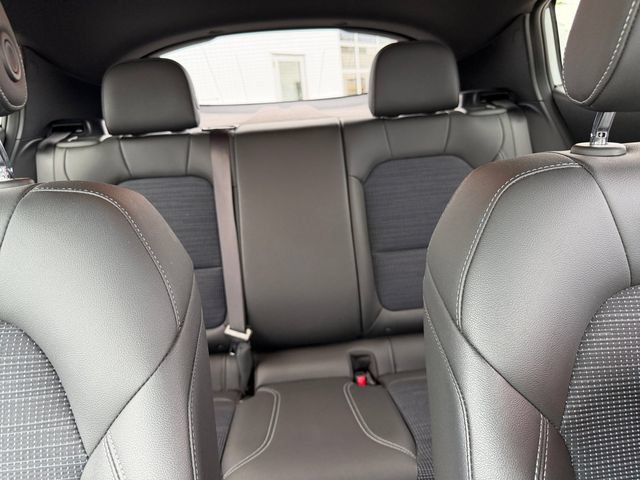 Used 2024 Buick Envista Preferred FWD image 32