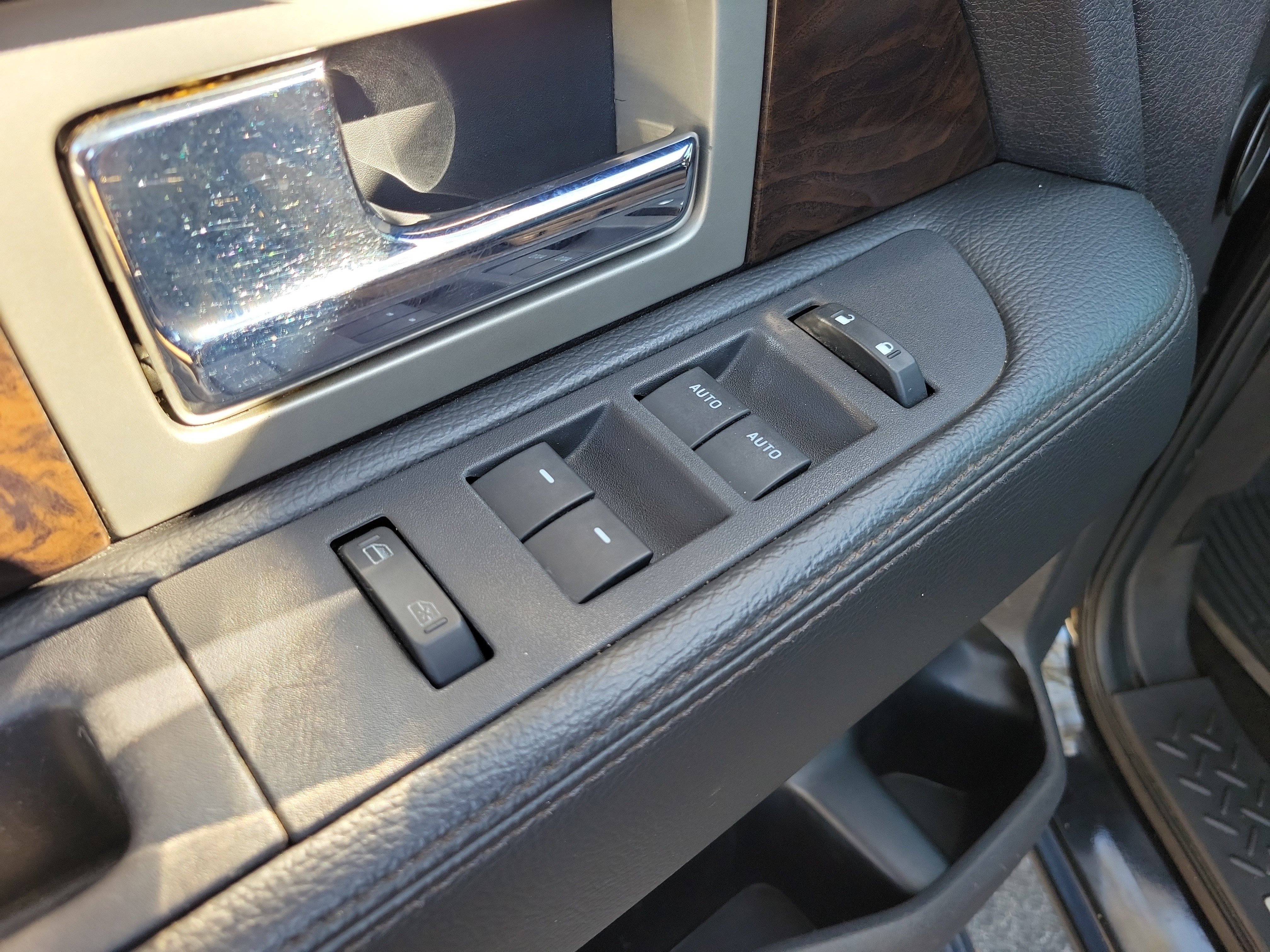 Used 2013 Ford F150 Platinum image 15