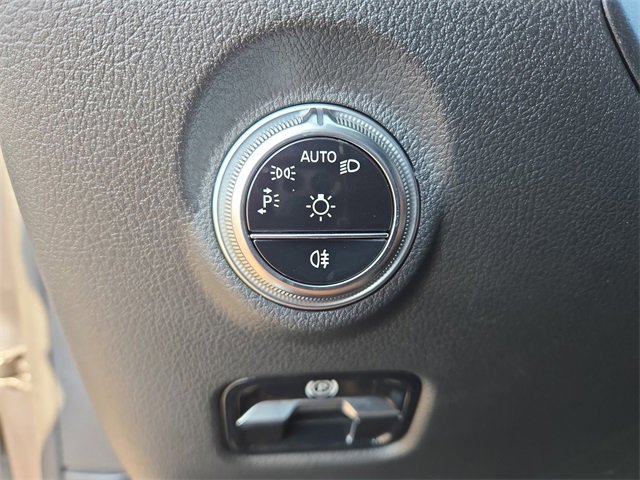 Used 2024 Mercedes-Benz C 300 4MATIC Sedan image 20