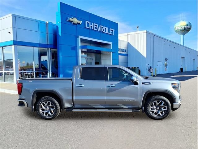 Used 2025 GMC Sierra 1500 SLT w/ SLT Premium Plus Package AWD/4WD image 2