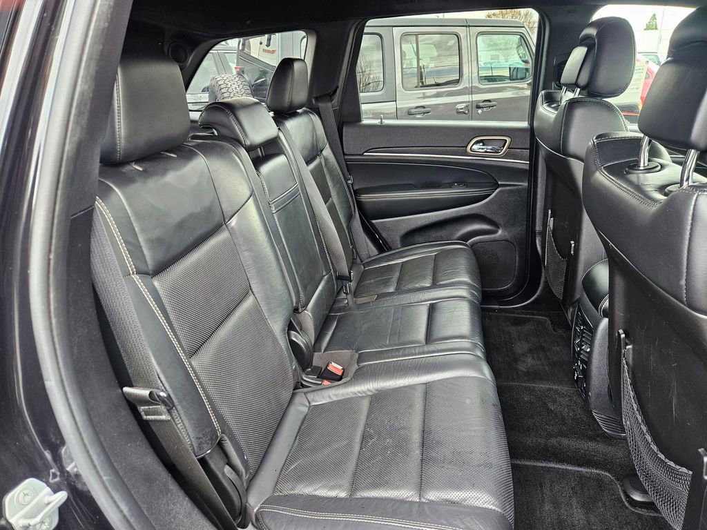 Used 2015 Jeep Grand Cherokee Limited w/ Luxury Group II image 28