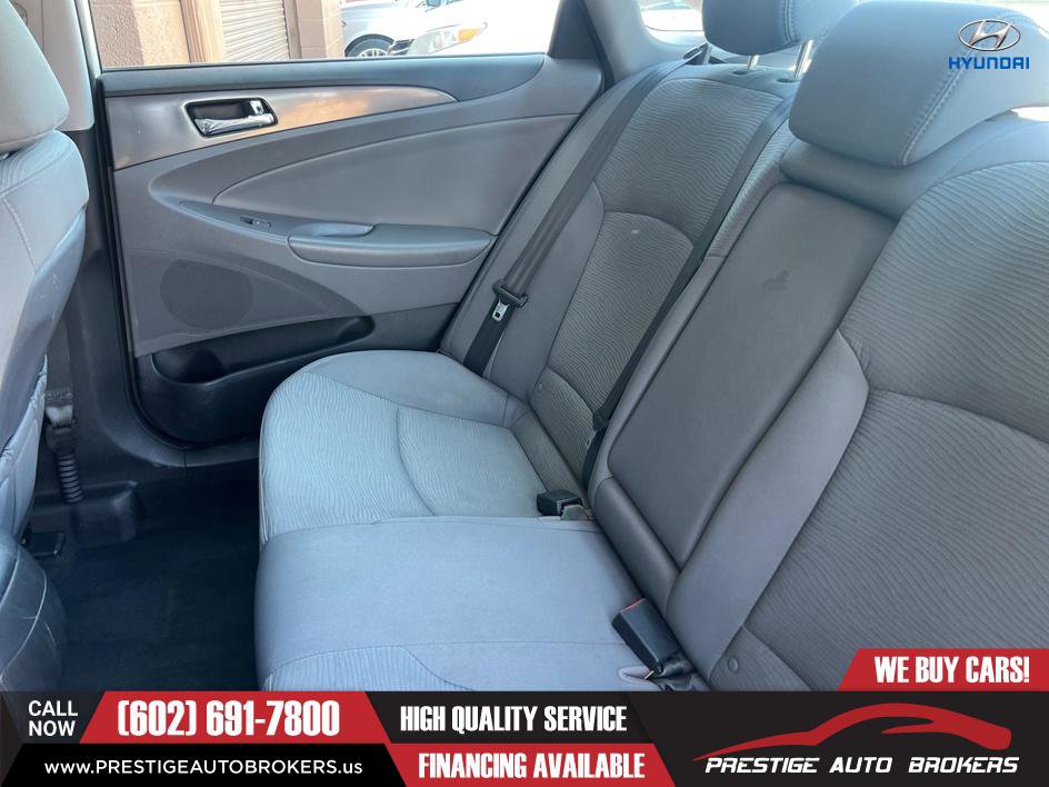 Used 2014 Hyundai Sonata Hybrid FWD image 16