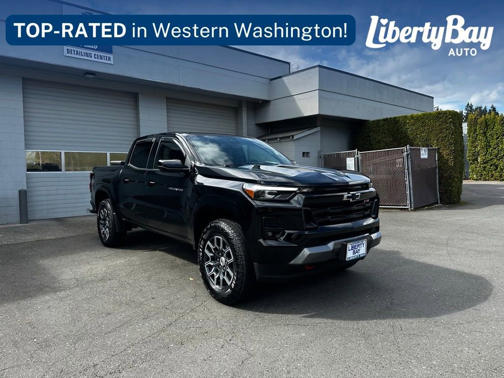 Used 2024 Chevrolet Colorado Z71 w/ Z71 Convenience Package 2 image 4