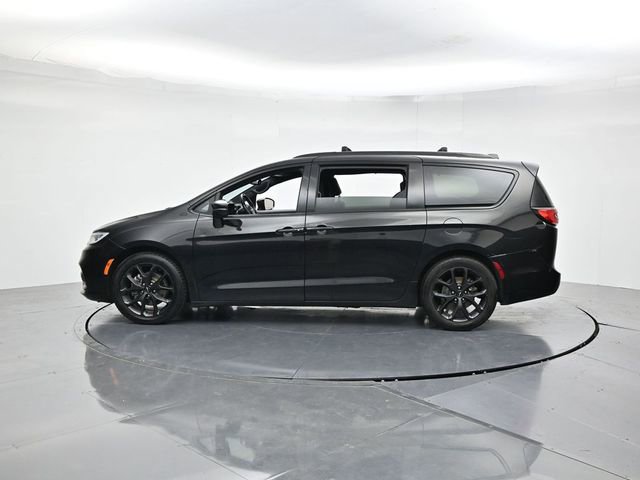 Used 2021 Chrysler Pacifica Touring w/ S Appearance Package FWD image 7