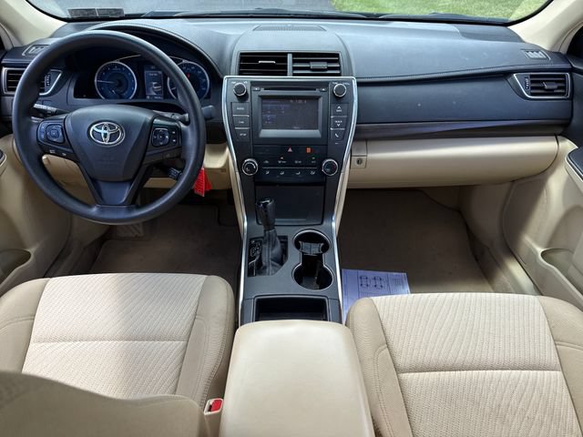 Used 2016 Toyota Camry LE FWD image 17