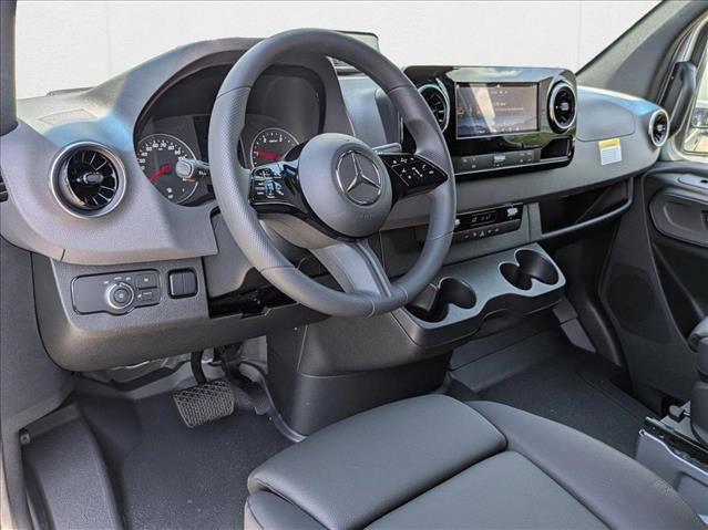 New 2025 Mercedes-Benz Sprinter 2500 image 3