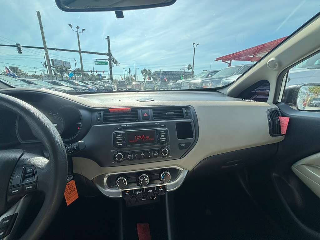 Used 2012 Kia Rio EX FWD image 7