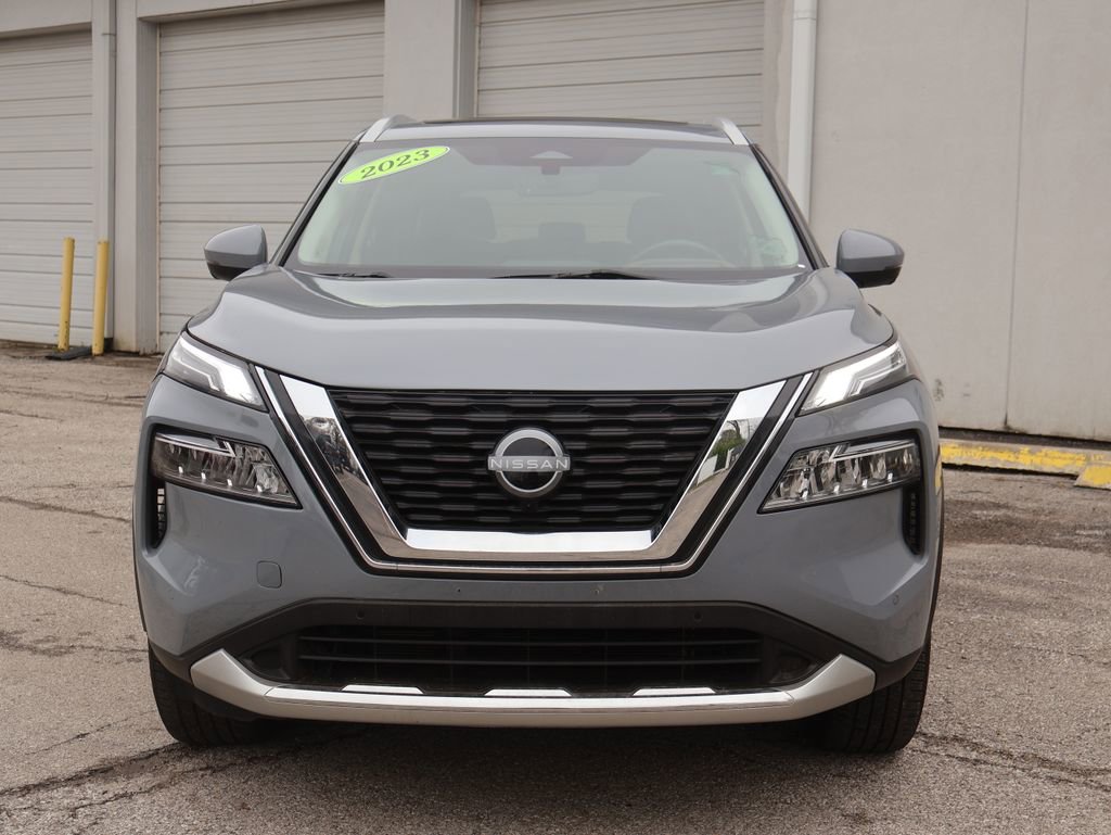 Used 2023 Nissan Rogue Platinum w/ Platinum Premium Package FWD image 3