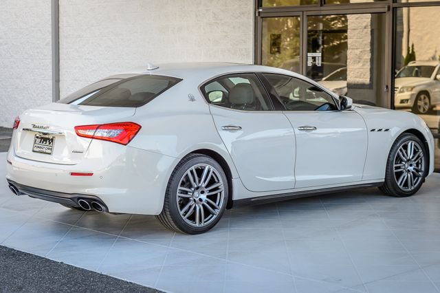 Used 2018 Maserati Ghibli RWD image 9